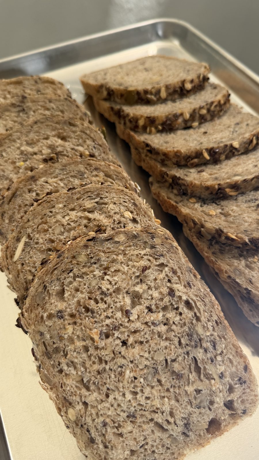 PAN DE MOLDE INTEGRAL CON SEMILLAS